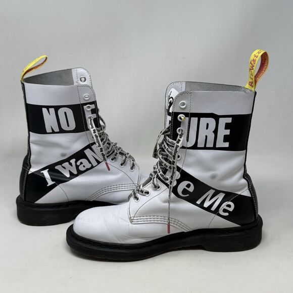 Martens Sex Pistols Combat Boots Womens 10 Mens White 10-Eye